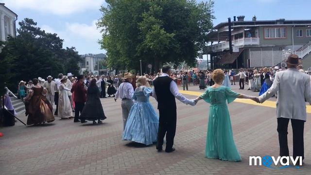 Карнавальный вальс. ГЕЛЕНДЖИК 01.06.2019 смотреть онлайн