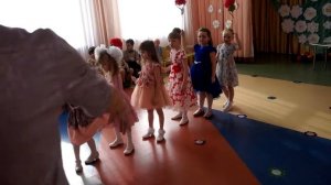 Танец с цветами - Музыкальная композиция на 8 марта в детском саду