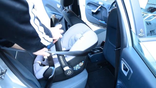 Maxi Cosi FamilyFix Isofix base Station & Einbau смотреть онлайн