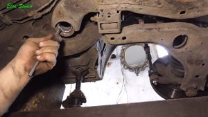 Замена задних сайлентблоков подрамника Opel Zafira A