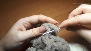 ? Мишка-пижамница из ALIZE PUFFY ? ✅ Вязание без спиц и крючка ? Мастер-Класс ? Часть № 1
