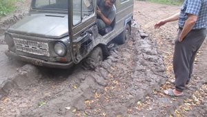 Луаз 969.Закапываем в грязь.