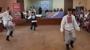 Танец "Чобаты" 17.04.2019
