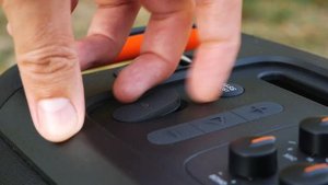 Колонки в аренду JBL PartyBox On The Go | ArendaСlub.ru