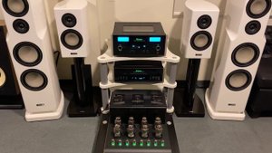 McIntosh MC2152, C2700, MCT500, Canton Reference 3K