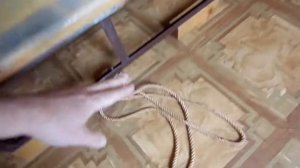 Подъёмная лестница и люк на чердак внутри дома- одним тросиком.