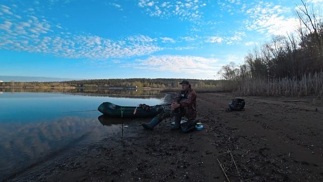 ОТДЫХАЮ ОДИН! РЫБАЛКА В МАЕ. ПЕРВЫЙ ВЫЕЗД НА ЛОДКЕ. смотреть онлайн