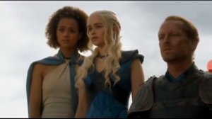 " миса, миса "Дейнерис , ОСВОБОЖДАЕТ ТОЛПУ РАБОВ ))) ИГРА ПРЕСТОЛОВ