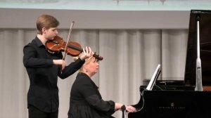 Б. Барток Шесть румынских народных танцев