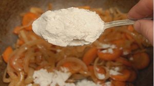 Тушеная картошка с мясом в духовке