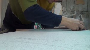 Как приклеить кромку на столешницу феном