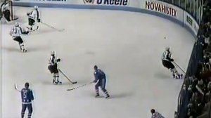 Alexei Gusarov's powerplay goal vs North Stars (18 feb 1992)