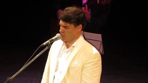 Давайте негромко, давайте вполголоса. Евгений Дятлов.