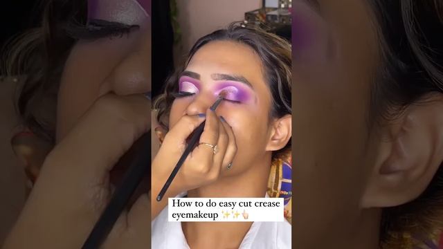 How to do easy Cut Crease Simple Eye Makeup,?#shorts #youtube #youtubeshorts #tiktok #viralshorts