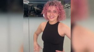 Яркое цветное окрашивание и crazy укладка от топ-стилистов сети салонов красоты CAPSULA!