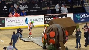 Adam Raga vs Toni Bou - Sheffield Indoor Motorbike Trial 2018
