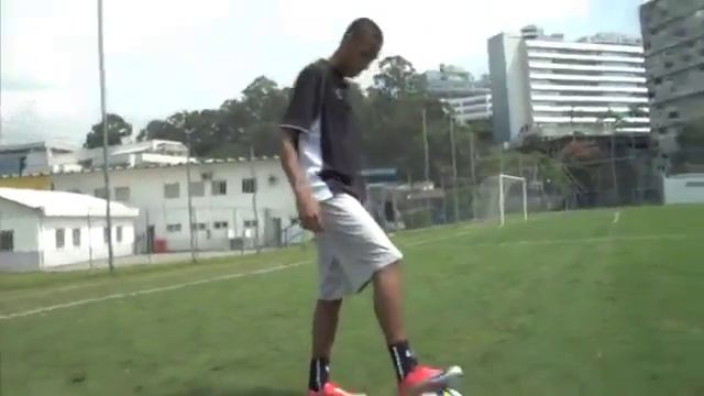 Неймар Очень слабый смотреть онлайн