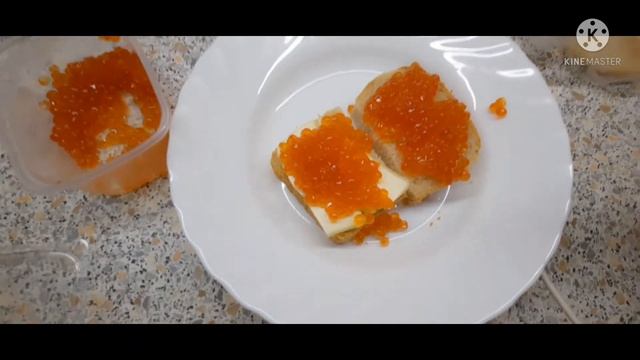 Бутерброды с красной  икрой . бутерброды на праздничный стол .