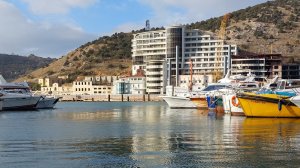 ⛵️ ГРУСТИЛИ ВОЛНЫ В ЧЕРНОМ МОРЕ... ⚓️ БАЛАКЛАВА. КРЫМ  ⛵️