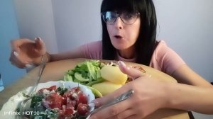 МУКБАНГ/КОПЧЕНАЯ СКУМБРИЯ/КАРТОШКА/САЛАТ/🥗🥗🥗🥗🥗🥗