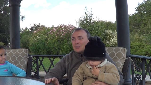 Работа у Богатых Иммигрантов в Сан Франциско (часть 1/2) смотреть онлайн