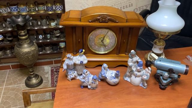 Что в черном саквояже? Ну очень любопытно?! смотреть онлайн