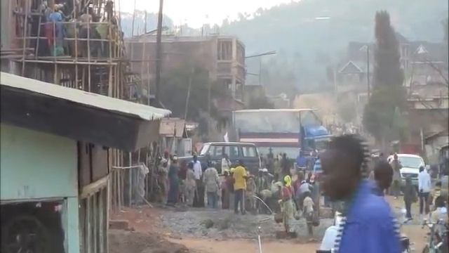 WOW!!!WOW!!!----Construction of a highrise in Butembo смотреть онлайн