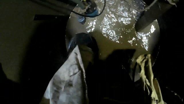 копали колодец и попали на плывун (и углубились на 5 колец) смотреть онлайн