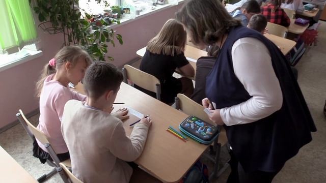 Анастасия Вячеславовна Хрулева — учитель начальных классов с 17-летним педагогическим стажем смотреть онлайн