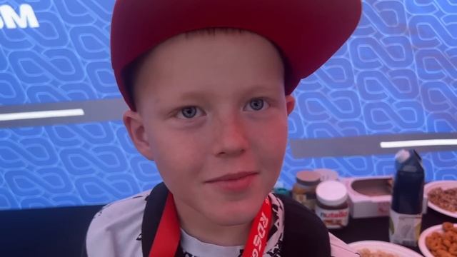 СТРАХ И НЕНАВИСТЬ В КРАСНОЯРСКЕ/Влог с тренировок смотреть онлайн