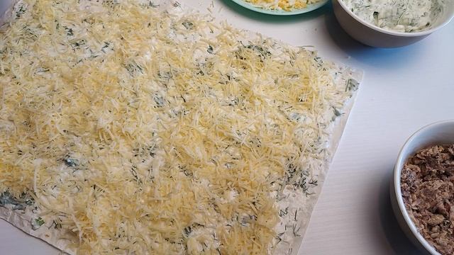 Рыба в лаваше с сыром, чесноком и зеленью | Рулет из лаваша с рыбой | Fish in pita bread
