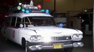 Cadillac ECTO-1 1975 года выпуска с кузовом Miller-Meteor