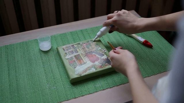 DIY: делаем ключницу в подарок