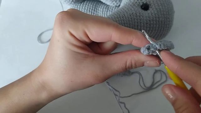 Вязаные ушки для слонёнка смотреть онлайн