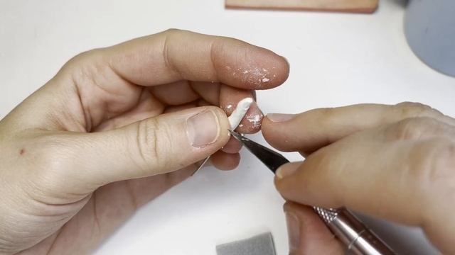 Мастер класс «Лепка рук шарнирной куклы»