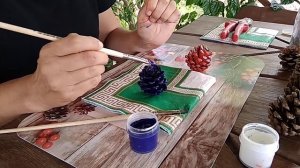 "Мастер – класс по изготовлению картины из шишек" (педагог ДО Рухляда В.А.)