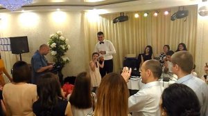 Семилетняя девочка спела на свадьбе просто шикарно!!!