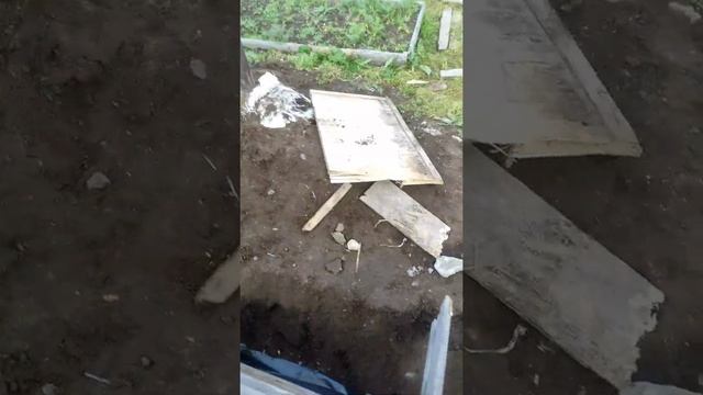 полы по грунту. подготовка к заливке чернового пола. установка опалубки