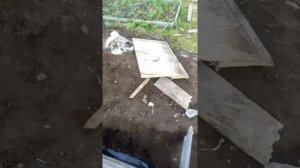 полы по грунту. подготовка к заливке чернового пола. установка опалубки