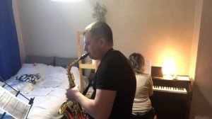 Yesterday на саксофоне альт и пианино