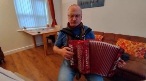 Песня Вилли Токарева В шумном балагане На гармони пает, Айдас.