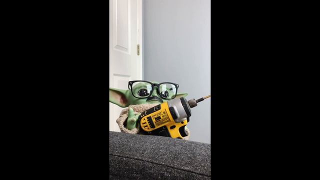 Baby Yoda TikTok: Tony gets a body!! (grogu) смотреть онлайн