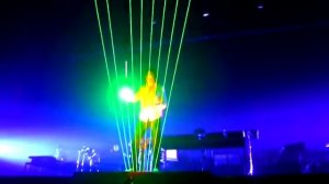 Laser Harp gets stuck, has problems, goes crazy!! Jean Michel Jarre unique footage!