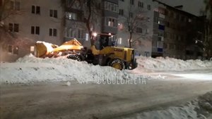 В эти минуты выполняются работы по расширению проезжей части