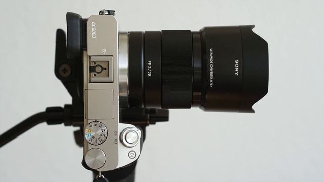 Sony A6000 with 28mm F2 lens + Converter смотреть онлайн