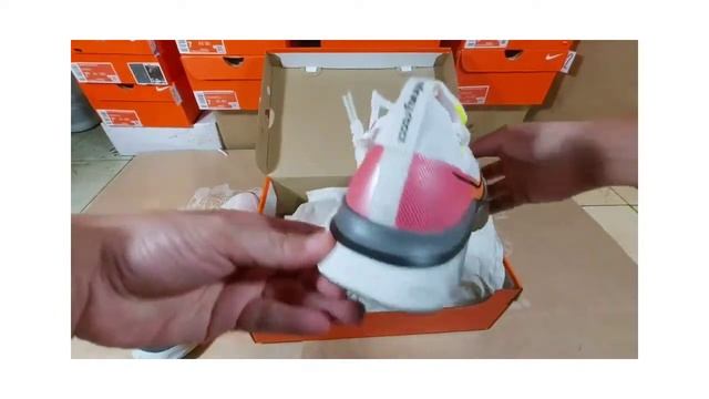 Nike React Infinity Run Flyknit | Platinum Pink | Unboxing смотреть онлайн