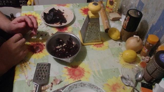 НАУЧИЛ  ВСЕХ ПОДРУГ ГОТОВИТЬ ТАКУЮ ВКУСНЯШКУ.  ГОТОВЛЮ ТРИ РАЗА В ДЕНЬ ПРОСЯТ ЕЩЁ ДОБАВКИ.