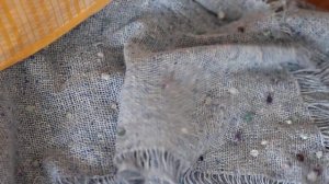 Ткачество на станке с бердом - шарф готов!