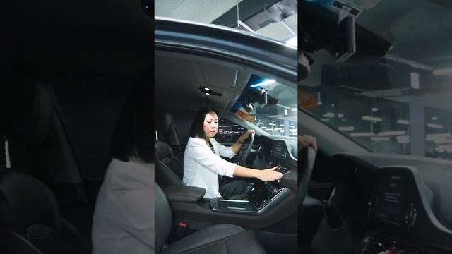 Один из самых популярных корейских седанов - Hyundai Grandeur