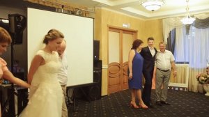 Танец молодоженов с родителями. Нежно и трогательно